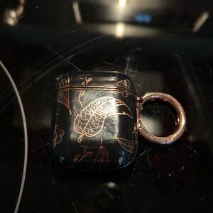 iPods with Black and Gold Floral case